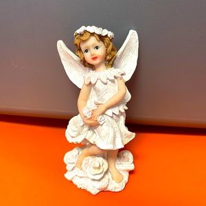 Angel Fairy Pixie Cherub Figurine